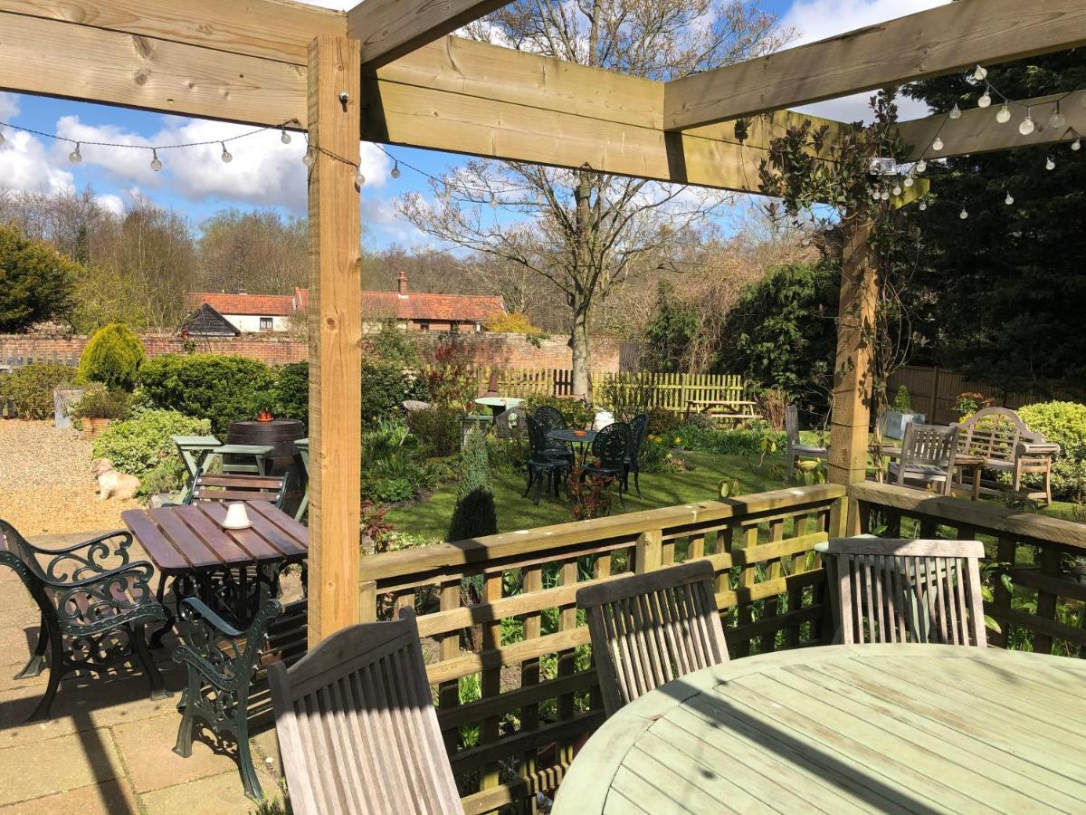 The Crown Inn Smallburgh Zewnętrze zdjęcie