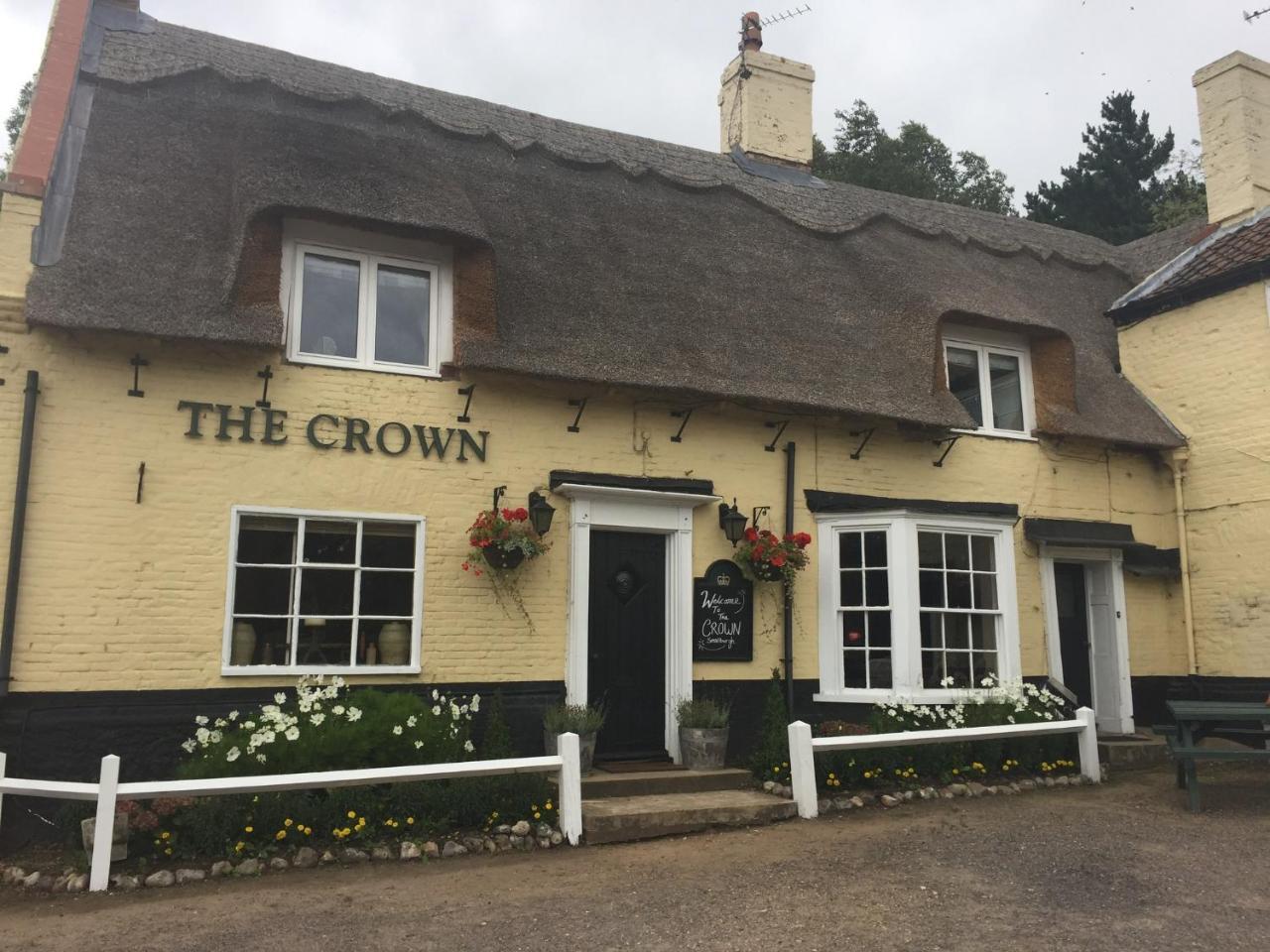 The Crown Inn Smallburgh Zewnętrze zdjęcie